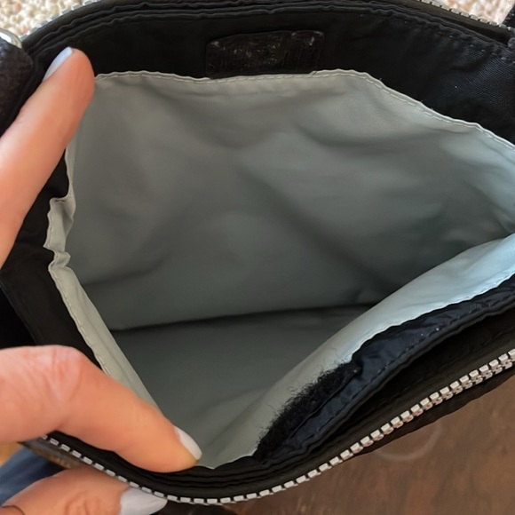 Kipling Crossbody Bag - Picture 5 of 12